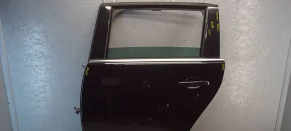 Peugeot 5008 Rear door 