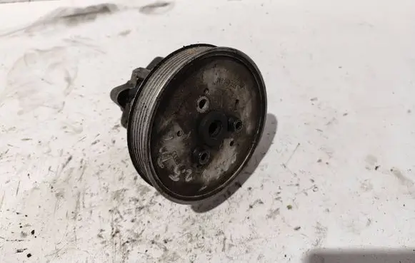 Audi A6 S6 C5 4B Power steering pump 4B0145155R
