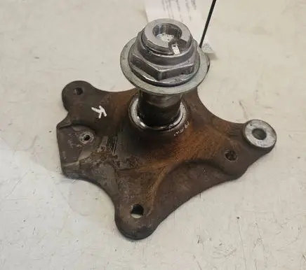 Peugeot 3008 I Stub axle 