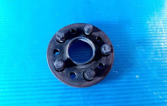 LEVC TX Wheel spacers 