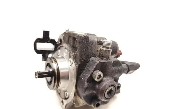 Fuel injection high pressure pump