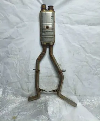 Mercedes-Benz E W212 Middle muffler/silencer SM0256 90594202 A2124910501