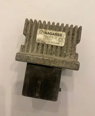 Land Rover Evoque I Glow plug pre-heat relay 9M5Q12A343AA PBC1F1812
