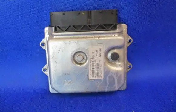 Lancia Ypsilon Engine control unit/module 51903149 BC0107022D 9LMV3M76L