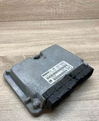 Opel Zafira B Engine control unit/module ECU 24417169 0281010268 Used