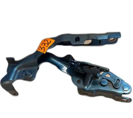 Mercedes-Benz A W176 Engine bonnet/hood hinges A1768800328