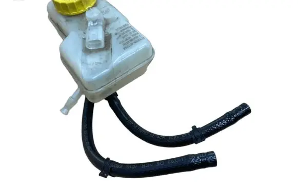 Brake fluid reservoir