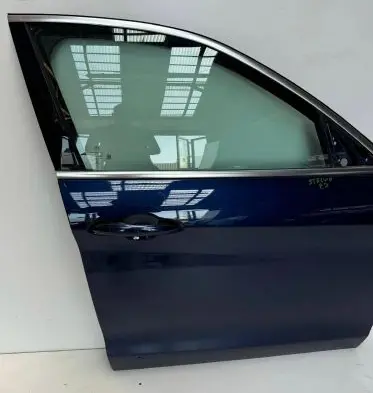 Alfa Romeo Stelvio Front door