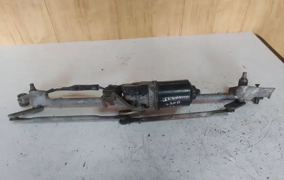 Lexus IS 200-300 Wiper motor 8511053020 1592003890