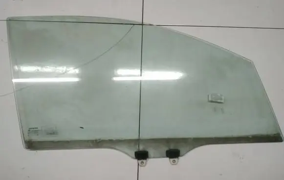 Honda Jazz Front door window glass four-door as2