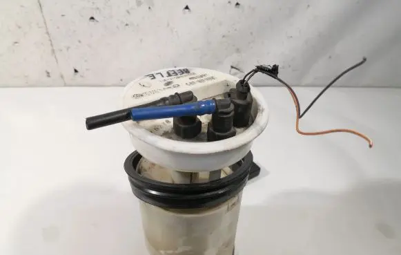 Volkswagen New Beetle In-tank fuel pump 1J0919183C