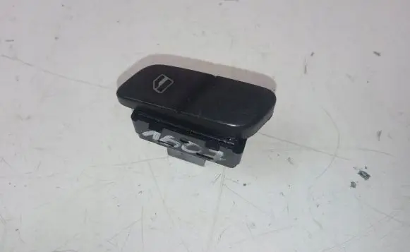 Volkswagen Polo Quarter vent window switch 6Q1867171C