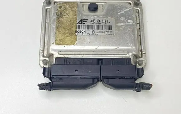 Ford Galaxy Engine control unit/module ECU 0281011190 038906019LE