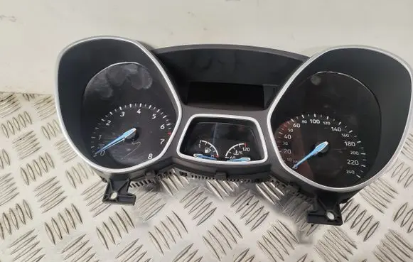 Speedometer (instrument cluster)