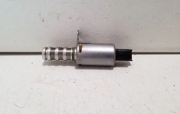 Citroen C5 Aircross Camshaft vanos timing valve 9825813780