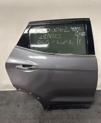 Hyundai Santa Fe Rear door T6S