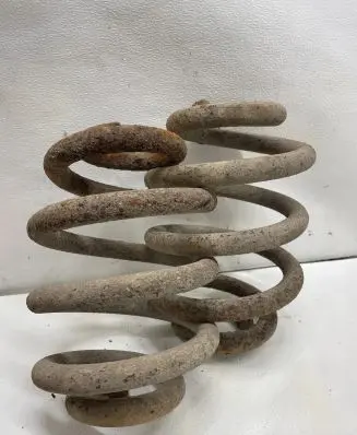 Volkswagen Multivan T4 Rear coil spring