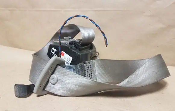 Audi A8 S8 D3 4E Rear seatbelt 4E0857805B 602042300