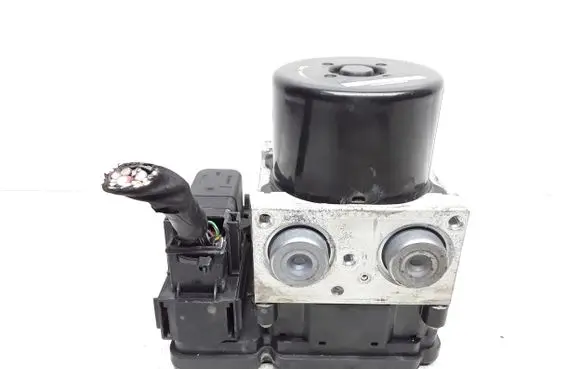 Volvo V60 ABS Pump 31273882 P31273882 AG9N2C405AB