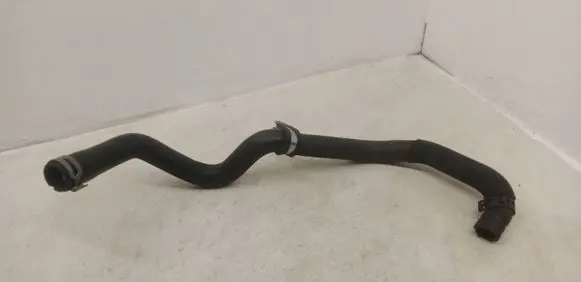 Mercedes-Benz CLS C219 Engine coolant pipe/hose A2118303996