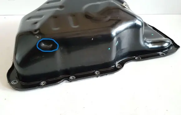Toyota RAV 4 (XA40) Oil sump 1210126030