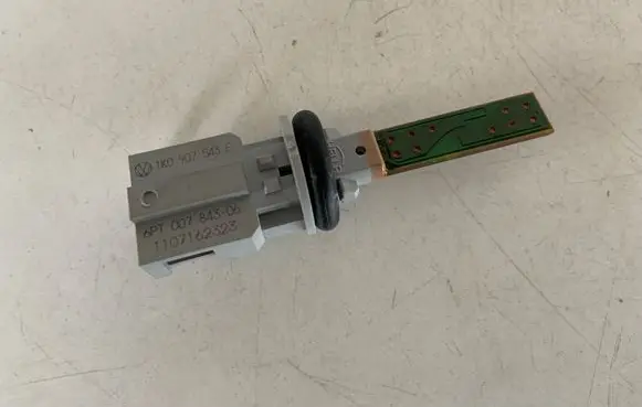 Audi Q7 4M Interior temperature sensor 1K0907543E
