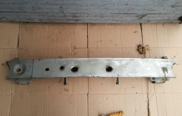 Ford Focus Front bumper support beam 