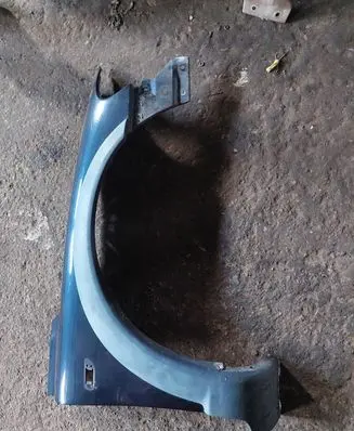 Volvo XC70 Fender