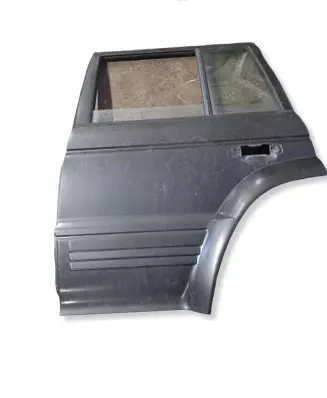 Mitsubishi Pajero Rear door 