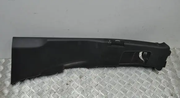 Audi Q7 4L (B) pillar trim (bottom) 4L0819723