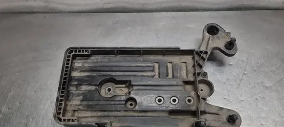 Audi A3 S3 8V Battery tray 5Q0915321D