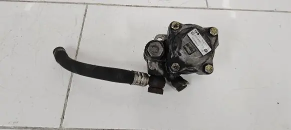 Iveco Daily 35.8 - 9 Power steering pump 504088697 0064800 7682955133