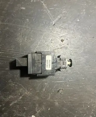 Volvo V70 Brake pedal sensor switch 8622064