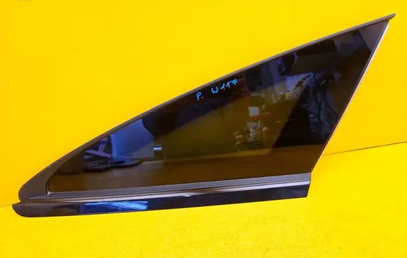 Mercedes-Benz CLA C117 X117 W117 Rear side window A1176700412