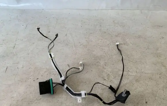 Mercedes-Benz C W205 Headlight/headlamp wiring loom/harness 