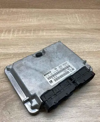 Opel Vectra B Engine control unit/module ECU 09136118 0281001873