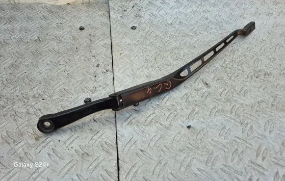 Mercedes-Benz GLK (X204) Front wiper blade arm A2048201744 3392126989