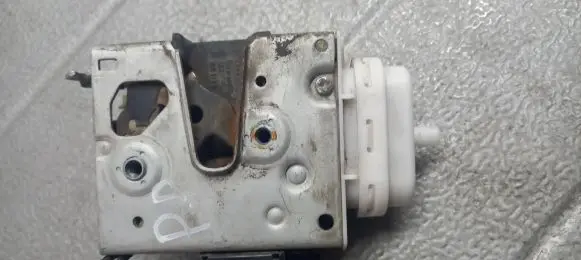 Audi A3 S3 8L Front door lock