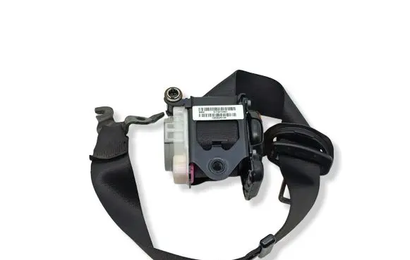 BMW X4 F26 Front seatbelt 3066322