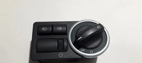 Land Rover Range Rover L322 Light switch 037094056 015529