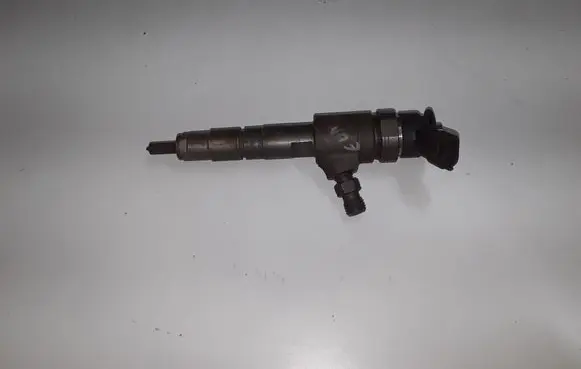 Fuel injector