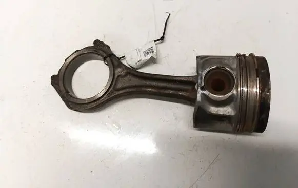 Audi Q7 4L Piston with connecting rod 059AA