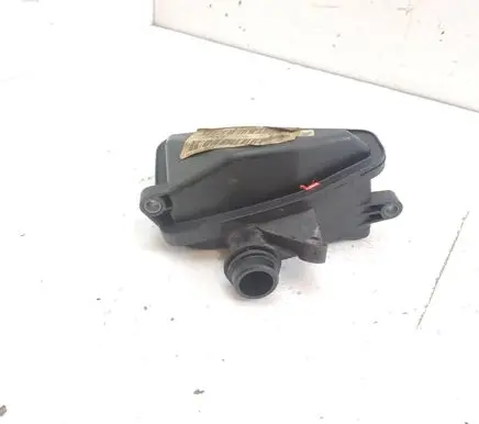 Intake resonator