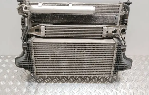Mercedes-Benz GL X164 Radiator set A1645000054 A1645002404 A1645001303