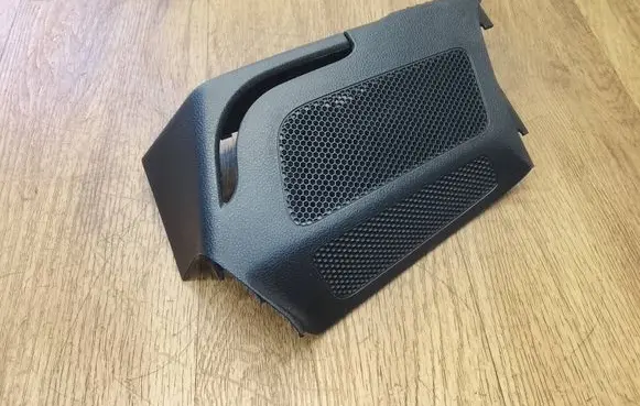 Porsche Macan (95B) Seat belt trim 95B863337