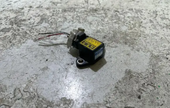 Toyota RAV 4 (XA20) Airbag deployment crash/impact sensor 8944160010 4991000410