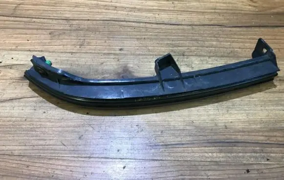 Opel Zafira A Under headlight/headlamp trim 90580651