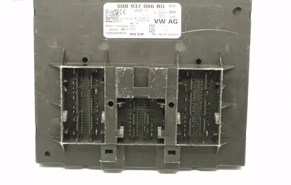 Volkswagen PASSAT B8 Comfort/convenience module 5Q0937086BG F005V01813 GEK0DWA1