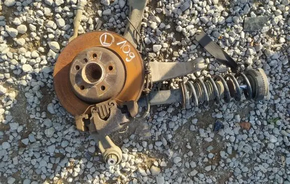 BMW 5 F10 F11 Front wheel hub spindle knuckle