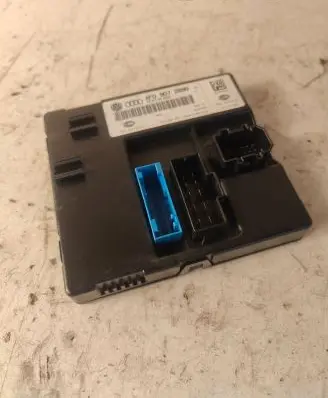 Audi A6 S6 C6 4F Comfort/convenience module 4F0907289